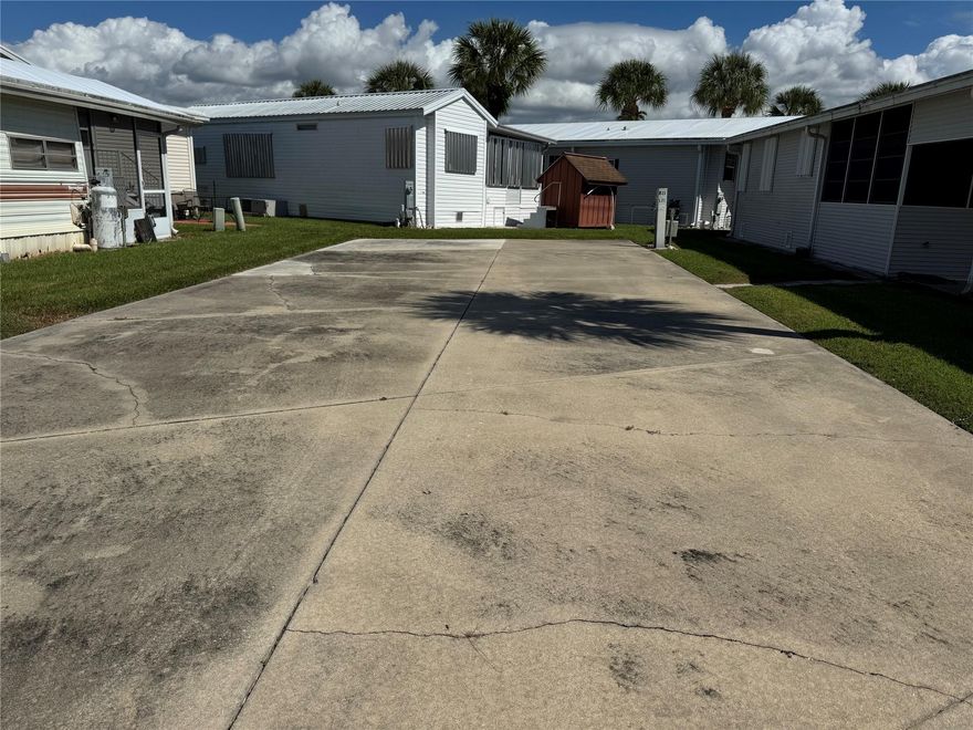 Nice lot in desirable Ancient Oaks neighborhood on a quiet two-way street — perfect spot for your new home!