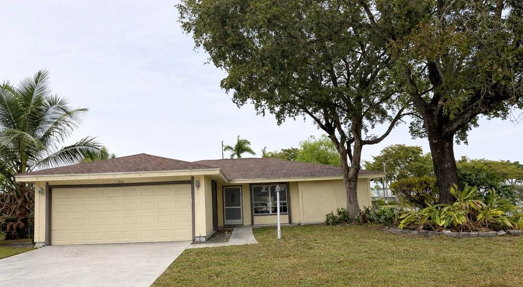 Photo of 1201 Pine Sage Circle, West Palm Beach, FL 33409 (MLS # R11161503)