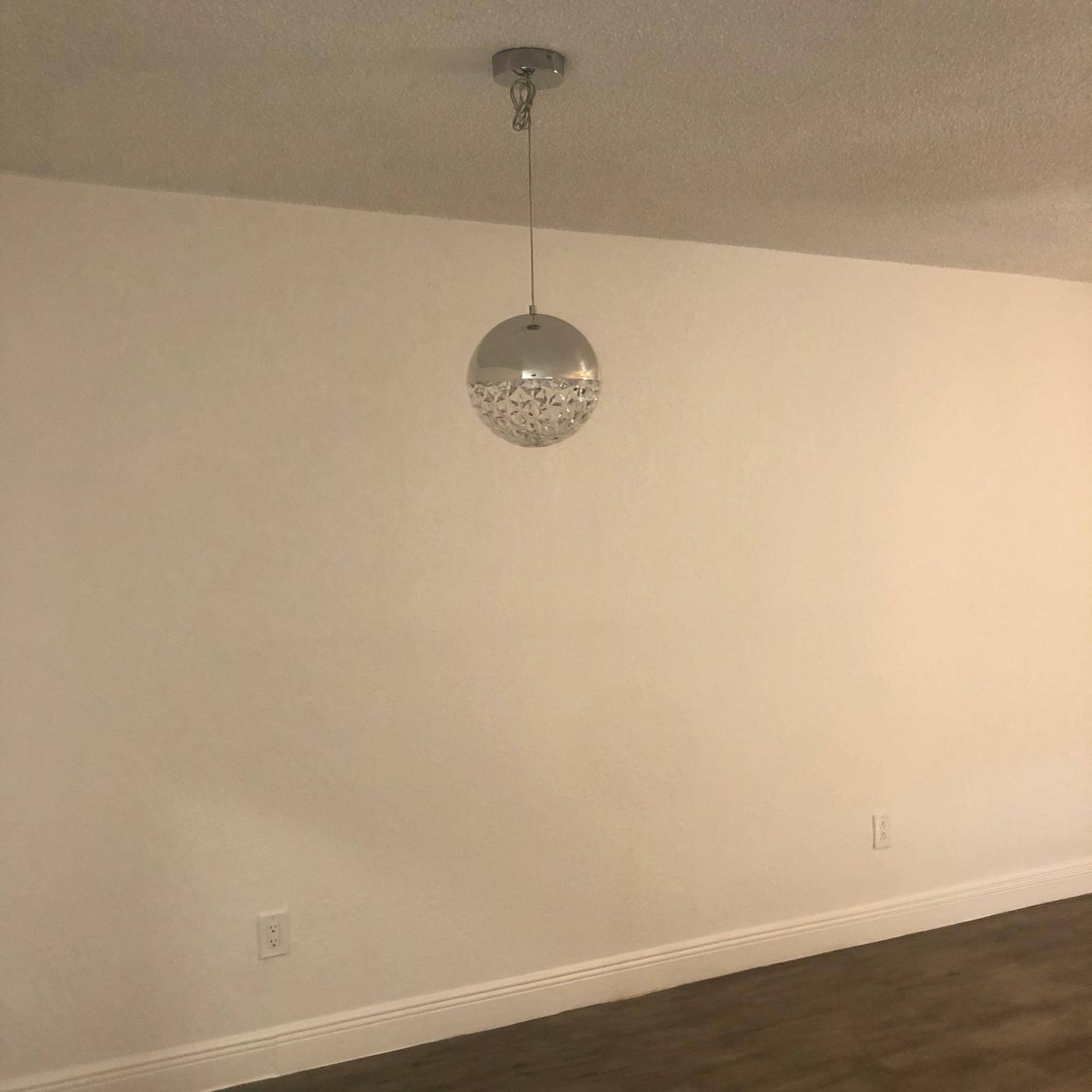 BROOKFIELD SQUARE CONDO - Residential Lease