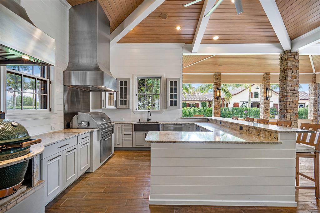 PALM BEACH POINT - Residential