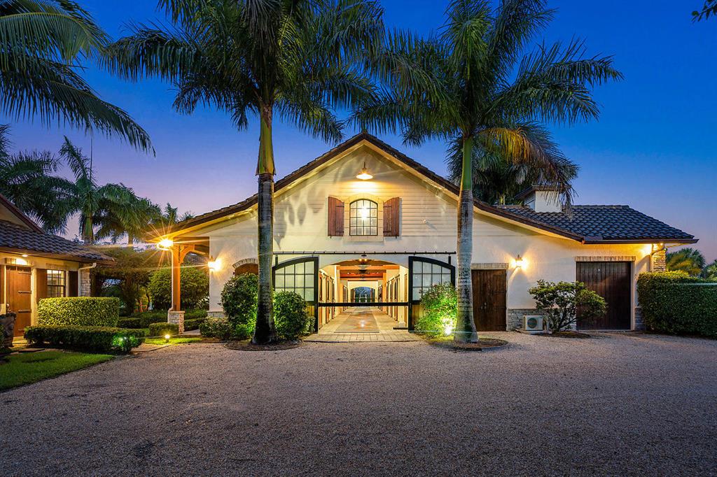 PALM BEACH POINT - Residential