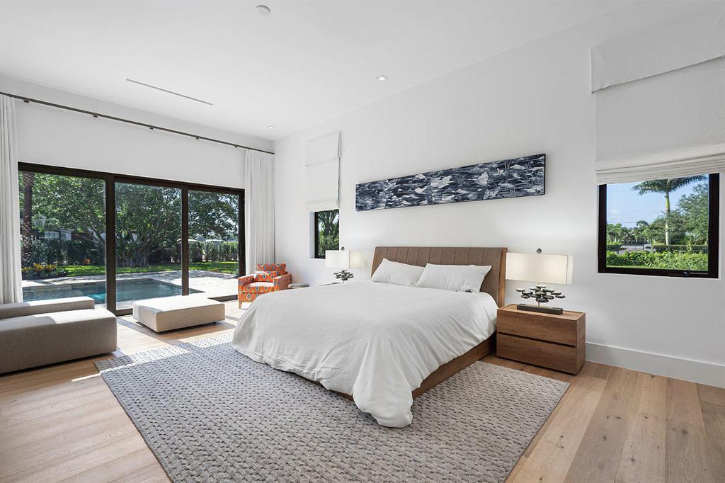 PALM BEACH POINT - Residential