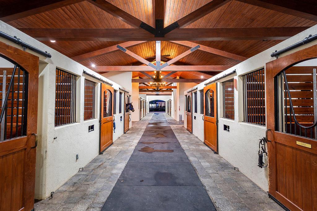 PALM BEACH POINT - Residential