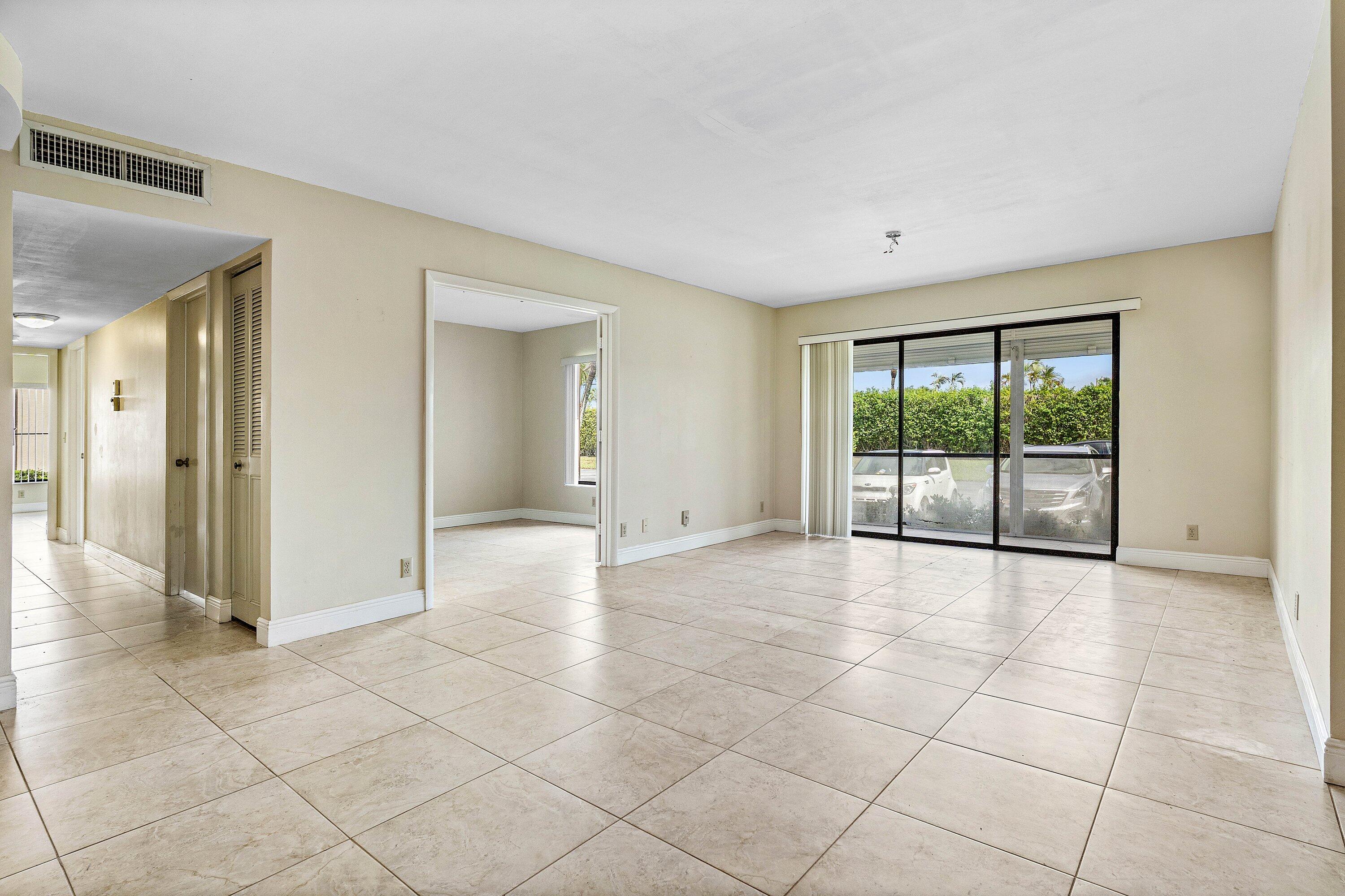 PINE RIDGE NORTH VILLAGE IV CONDO - Residential