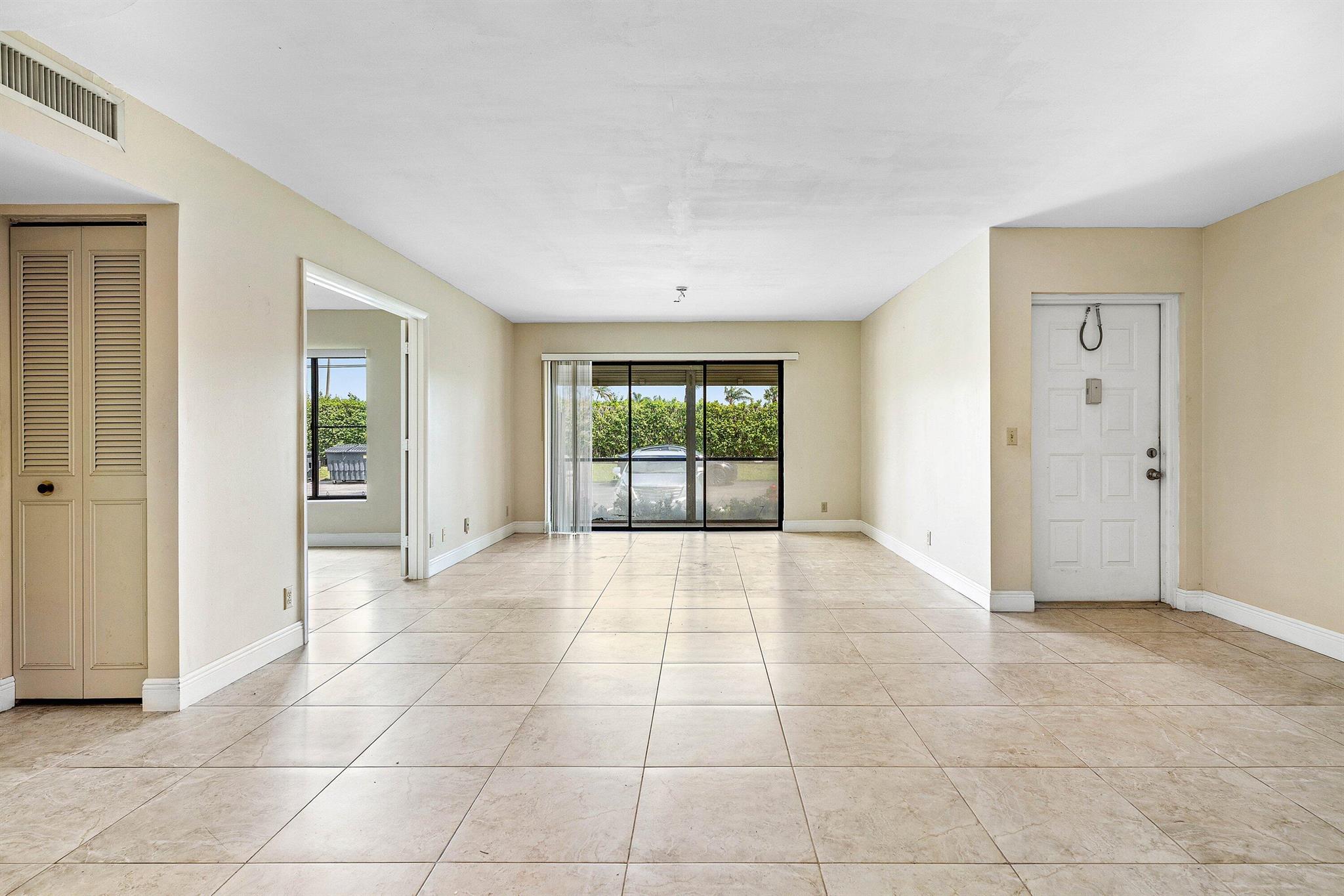 PINE RIDGE NORTH VILLAGE - Residential