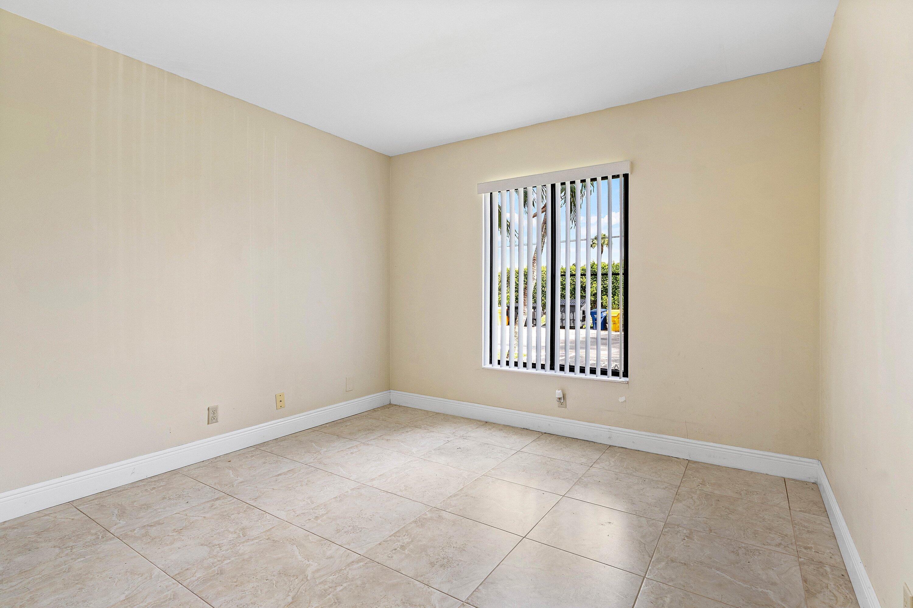 PINE RIDGE NORTH VILLAGE IV CONDO - Residential