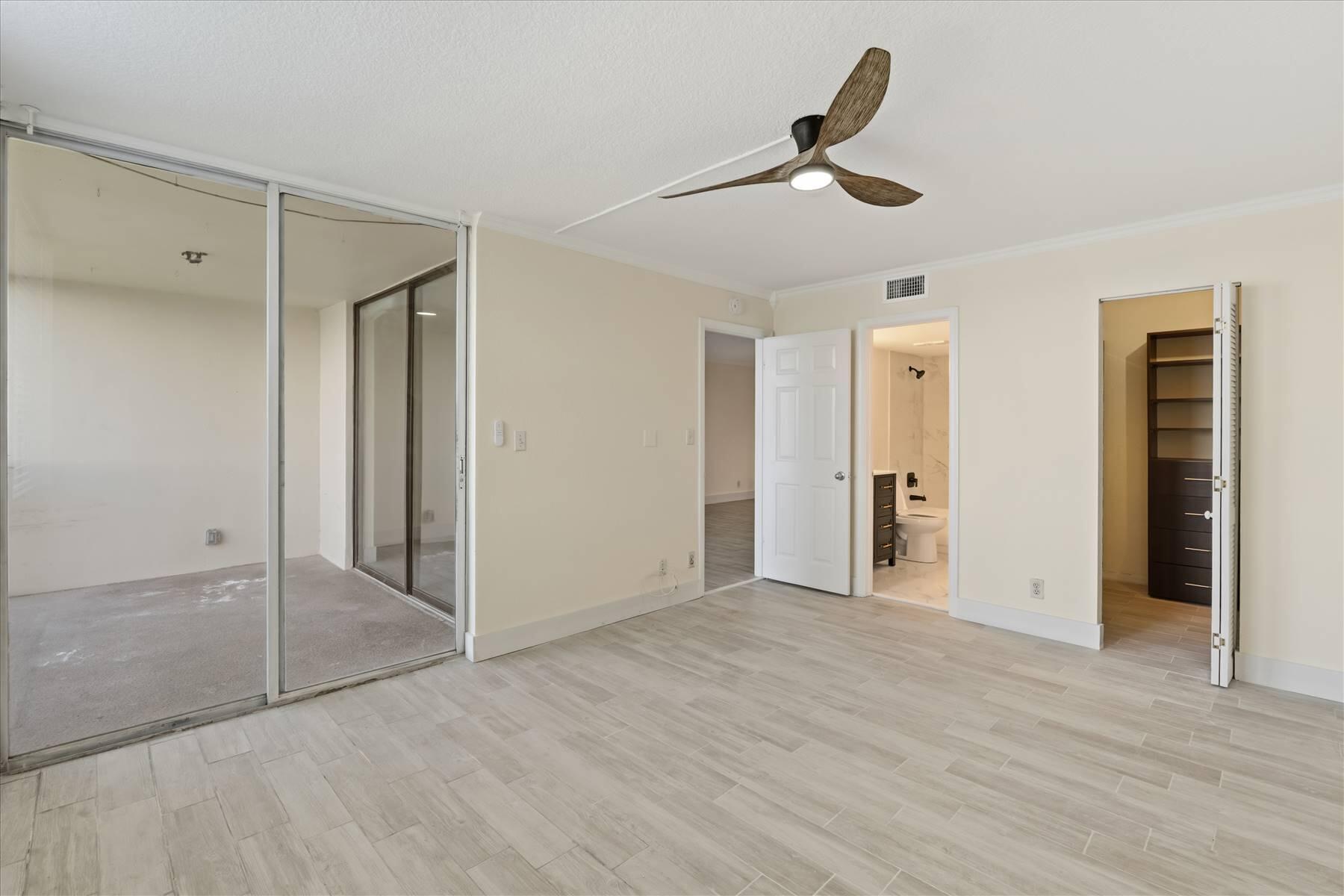 LAKE EMERALD CONDOMINIUM NO SIX - Residential