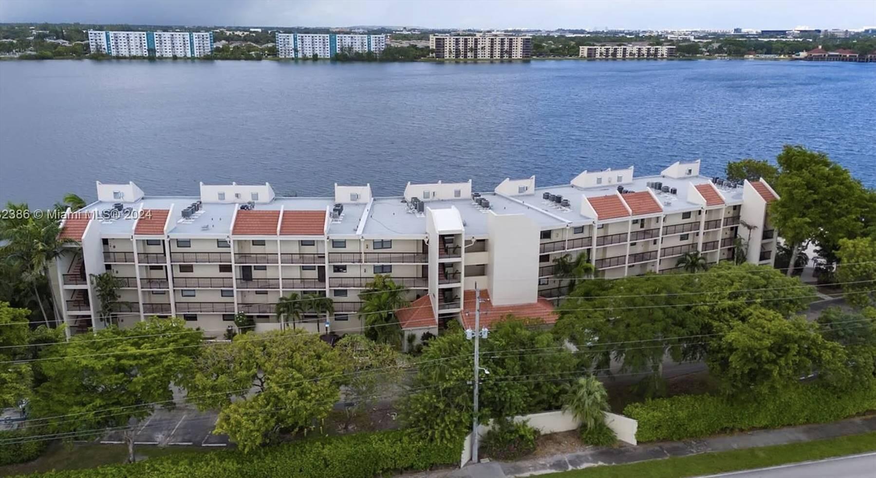LAKE EMERALD CONDOMINIUM NO SIX - Residential