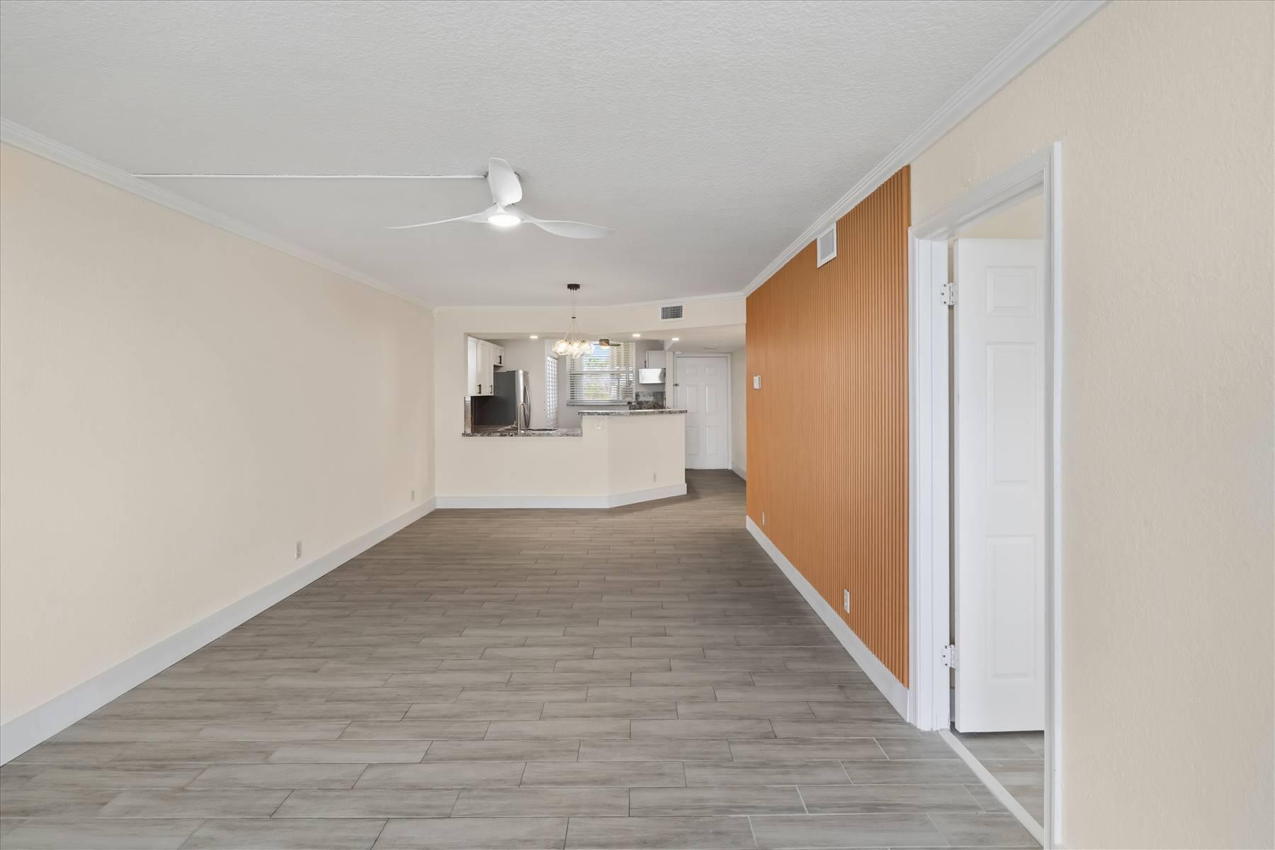 LAKE EMERALD CONDOMINIUM NO SIX - Residential