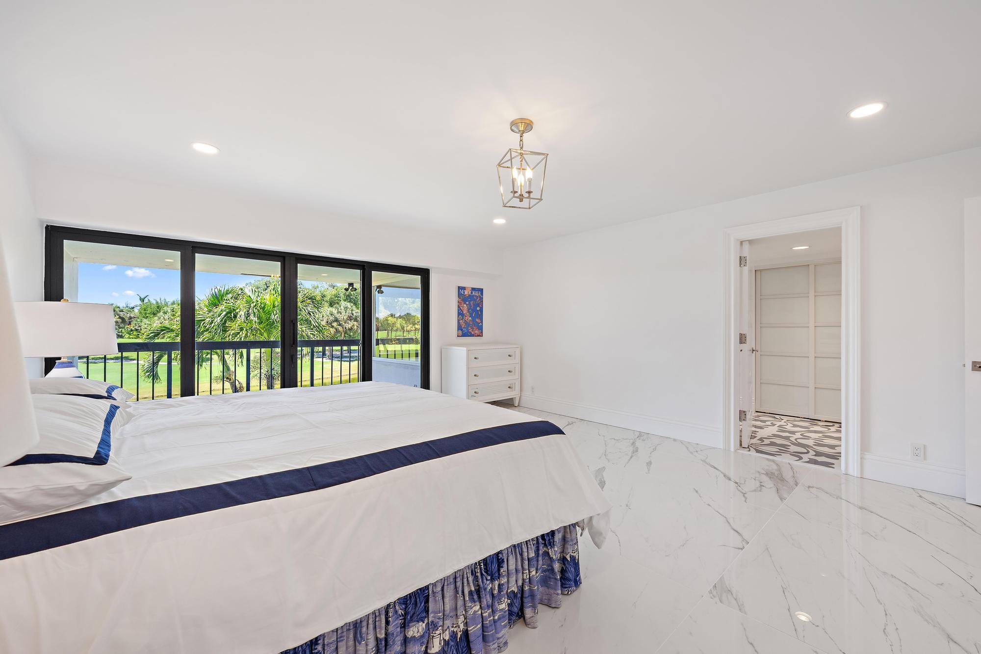 PARLIAMENT GOLF VILLAS CONDO - Residential