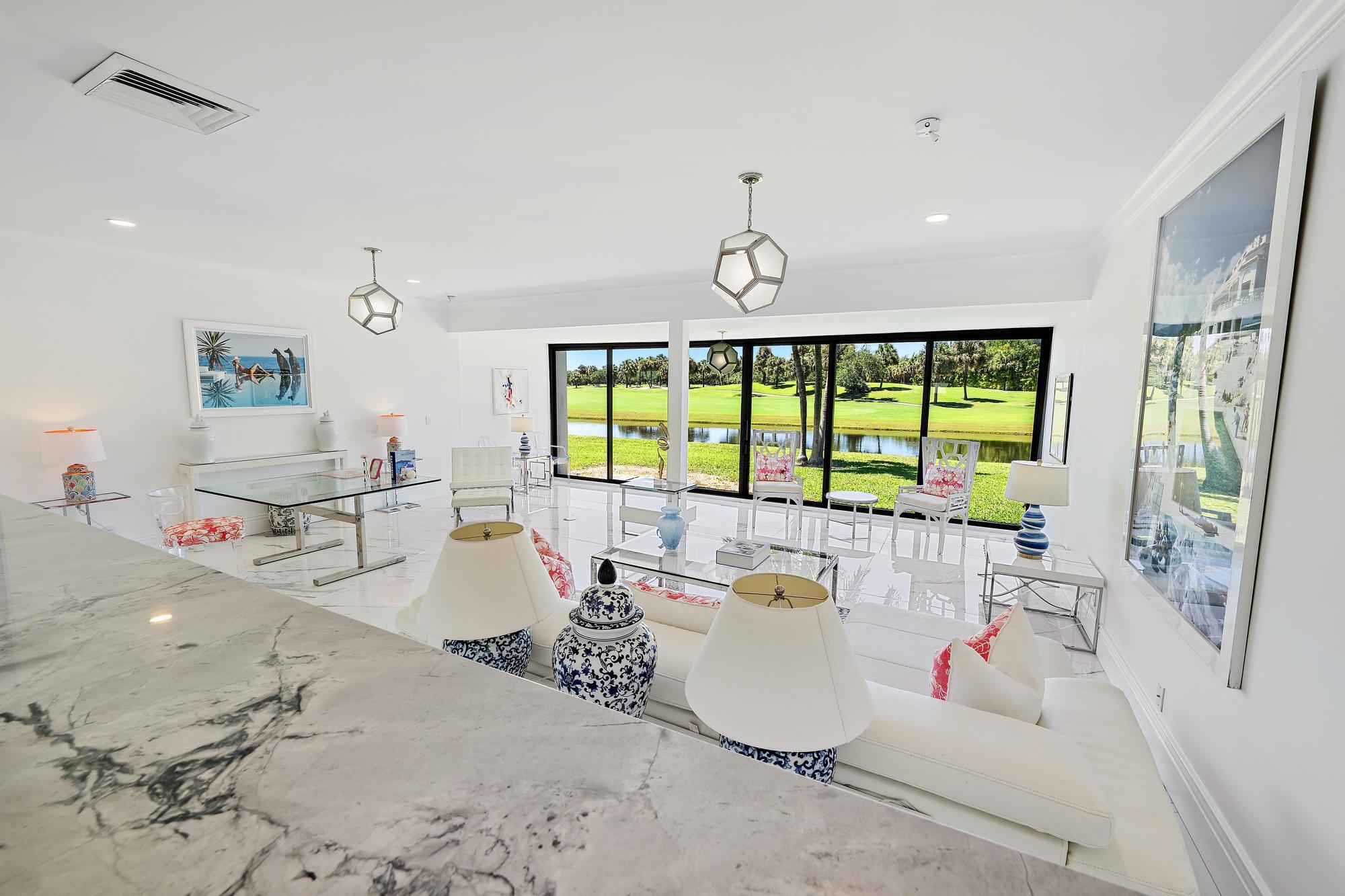 PARLIAMENT GOLF VILLAS CONDO - Residential