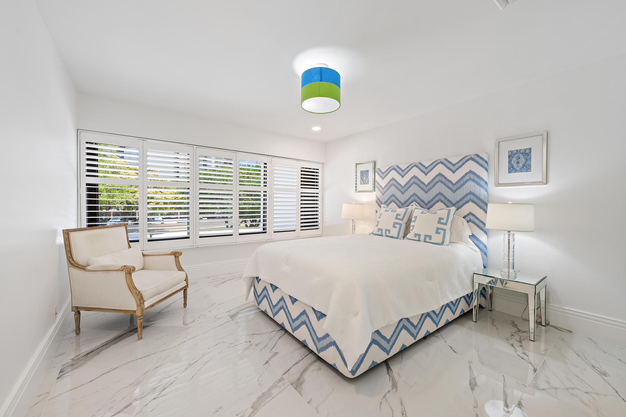 PARLIAMENT GOLF VILLAS CONDO - Residential