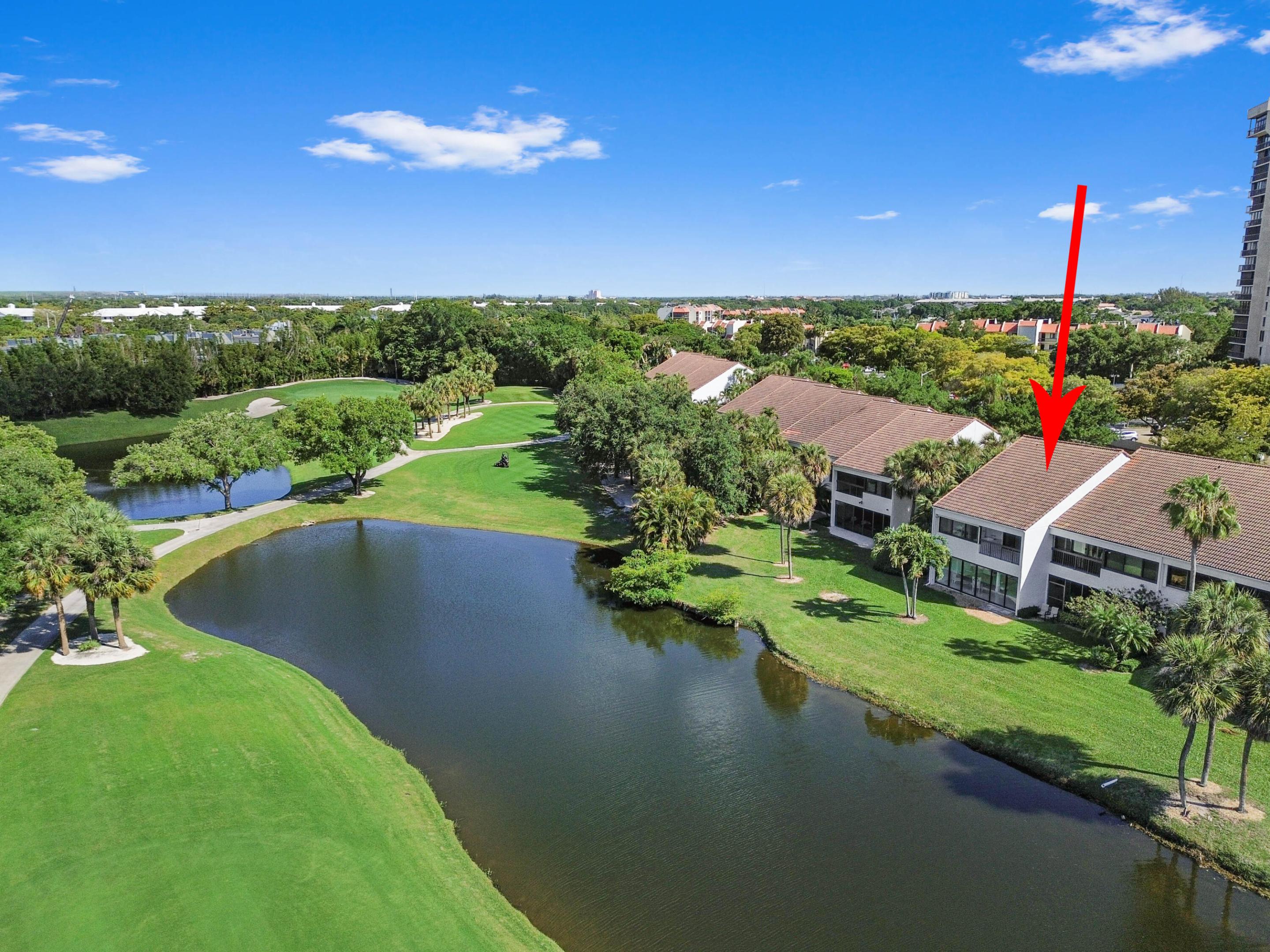 PARLIAMENT GOLF VILLAS CONDO - Residential