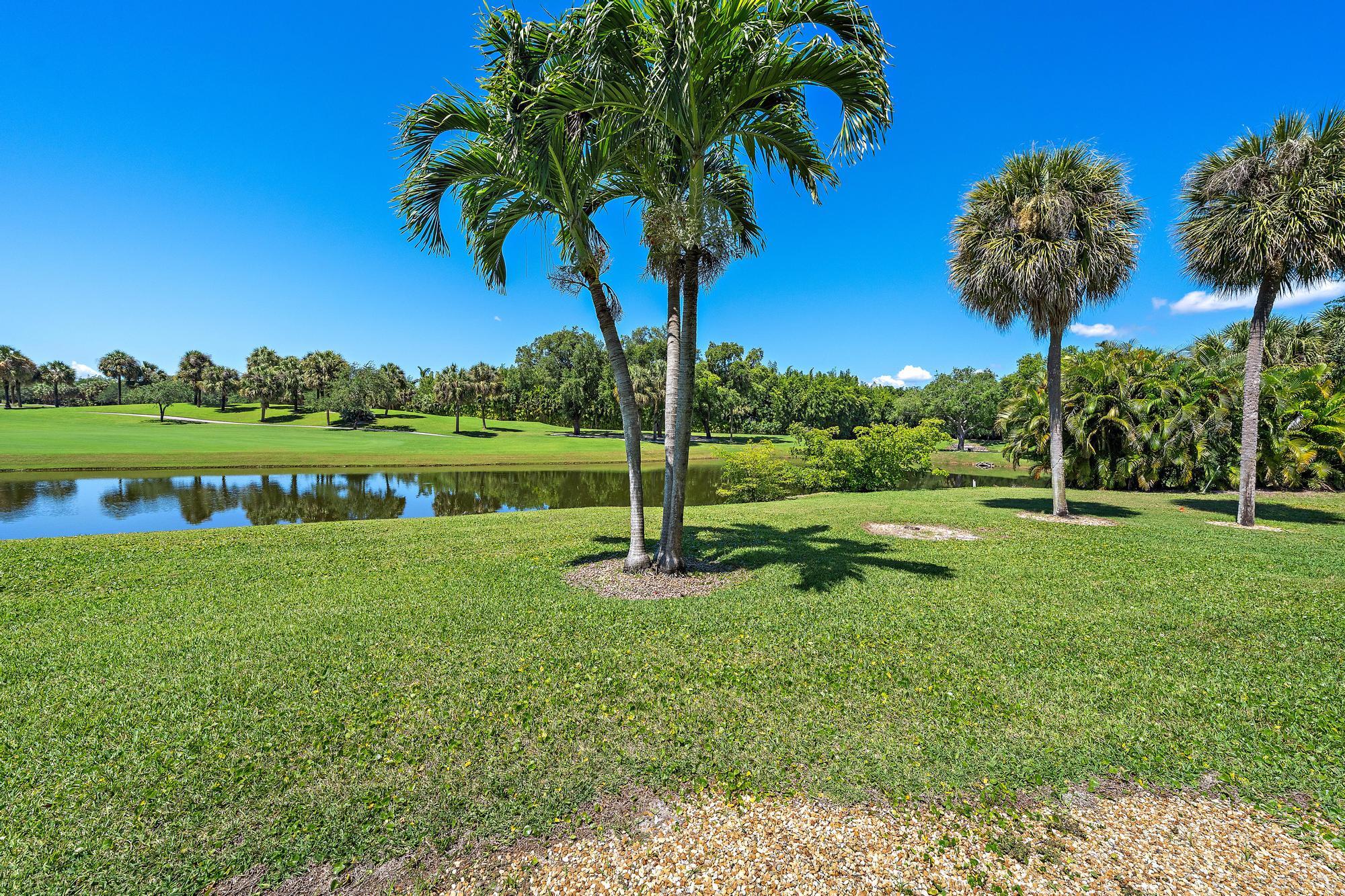 PARLIAMENT GOLF VILLAS CONDO - Residential