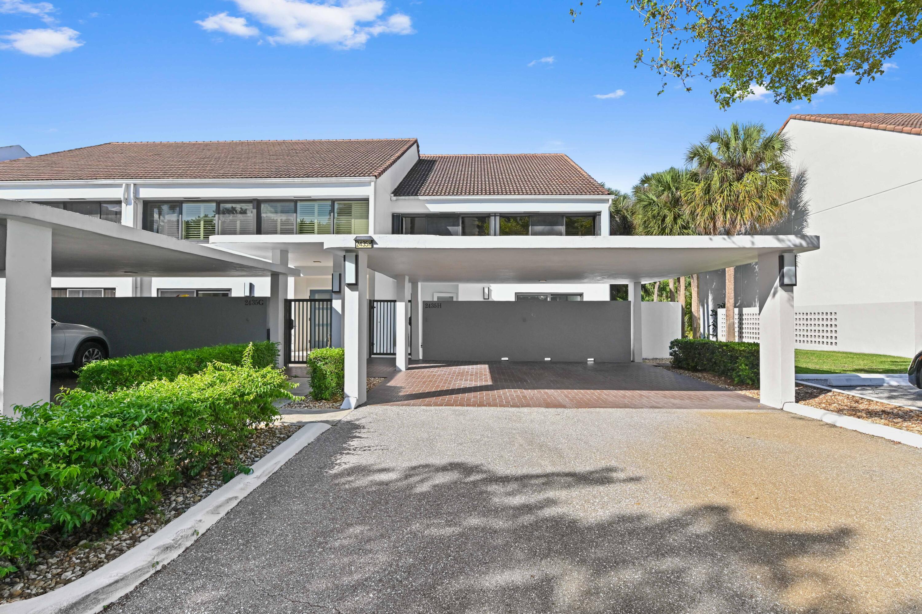 PARLIAMENT GOLF VILLAS CONDO - Residential