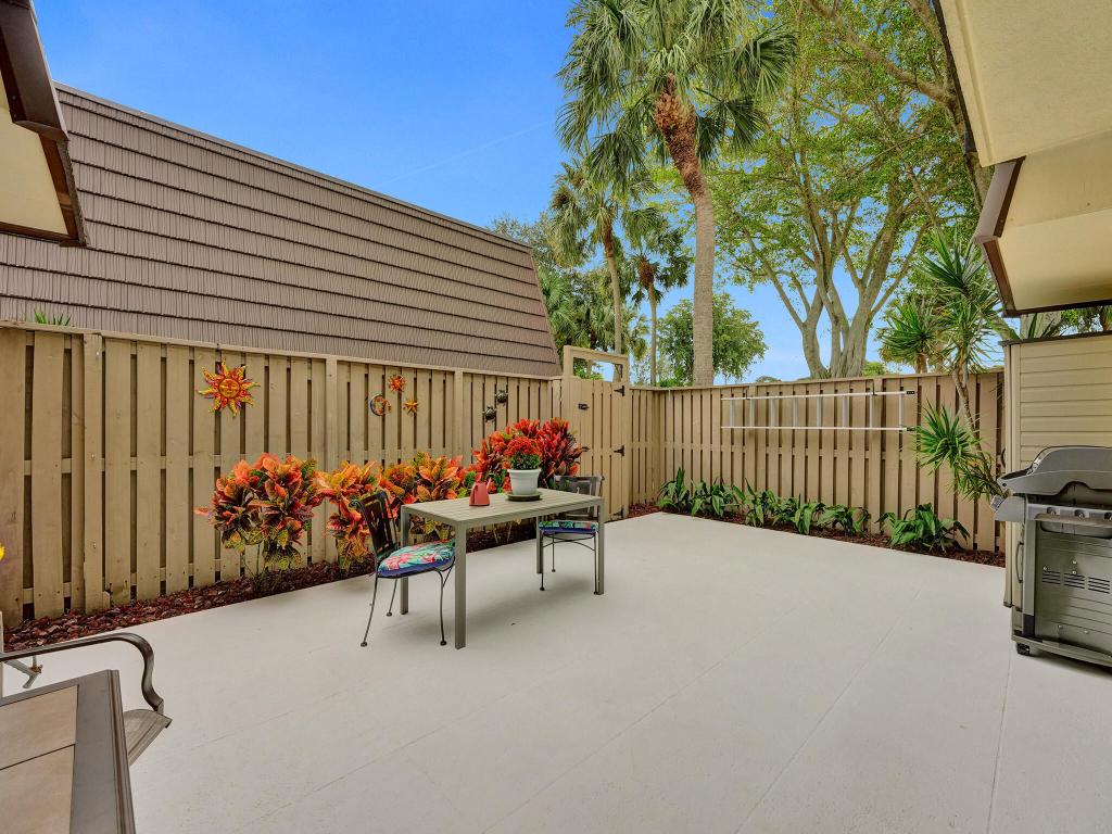 SANDALWOOD ESTATES - Residential