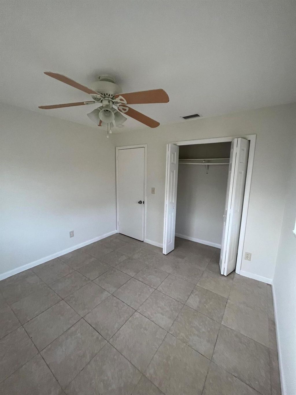 Photo of 919 SE 10th Street, Stuart, FL 34994 (MLS # R10964421)