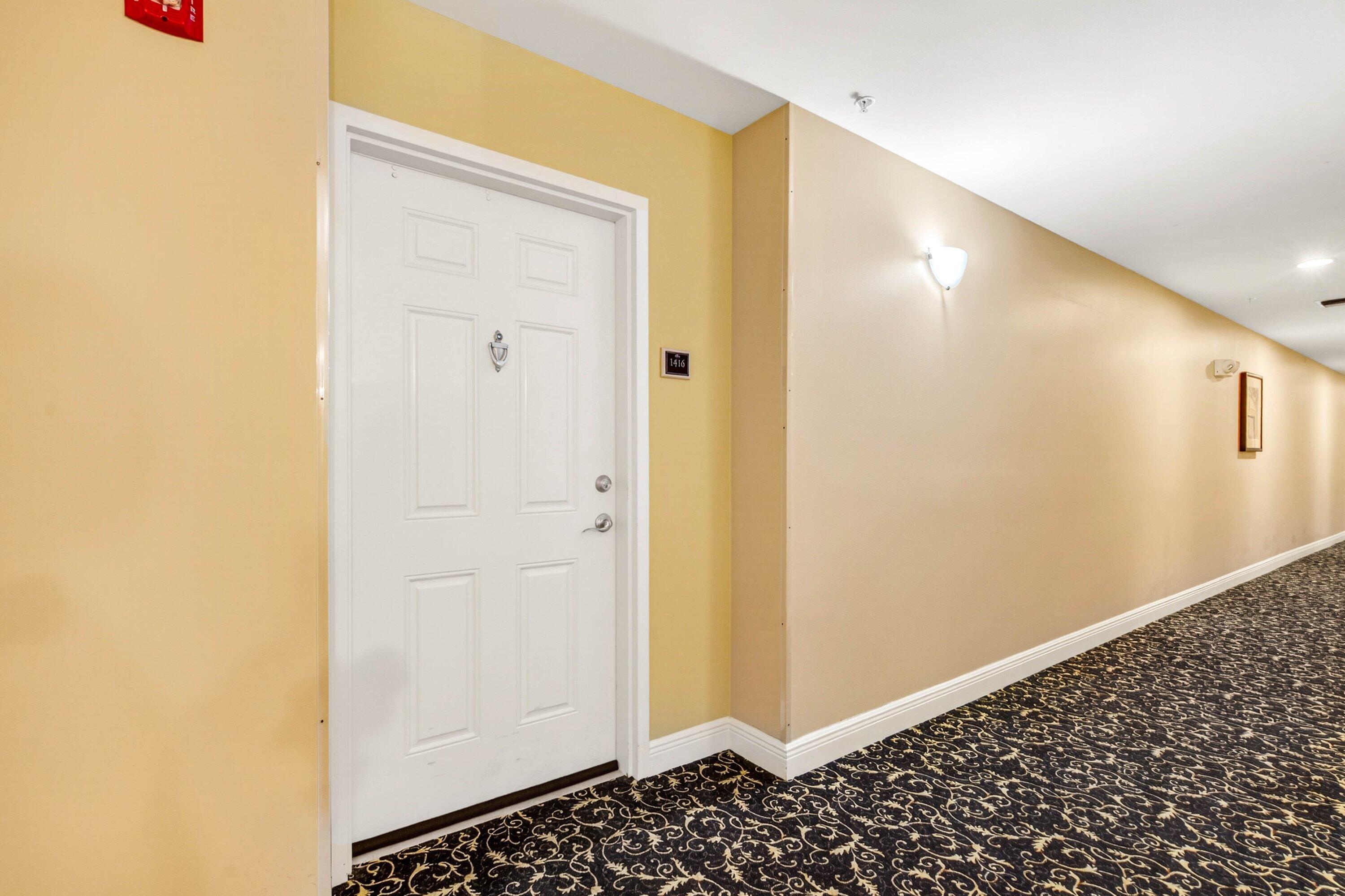 RESIDENCES AT MIDTOWN CONDO - Residential