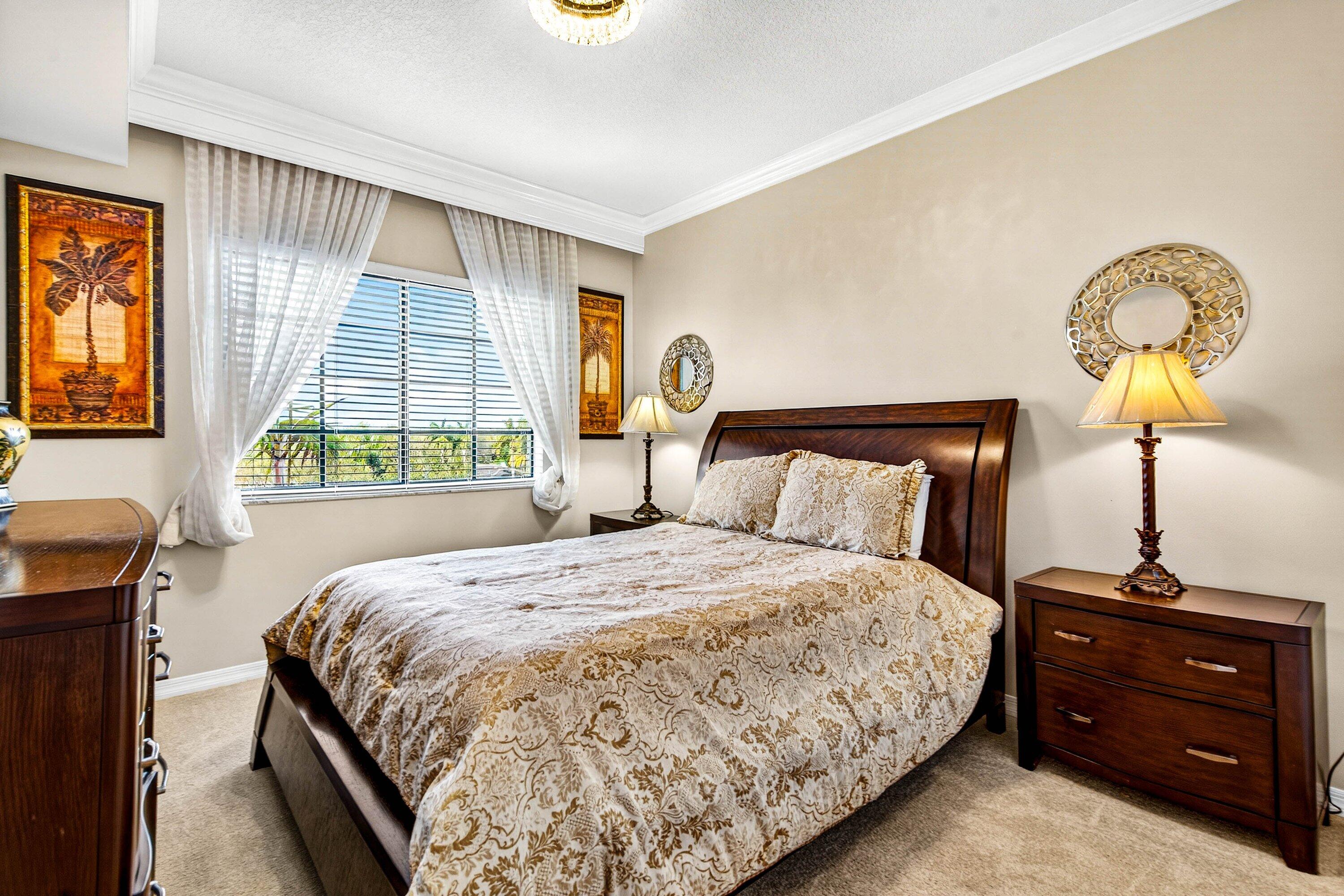 RESIDENCES AT MIDTOWN CONDO - Residential