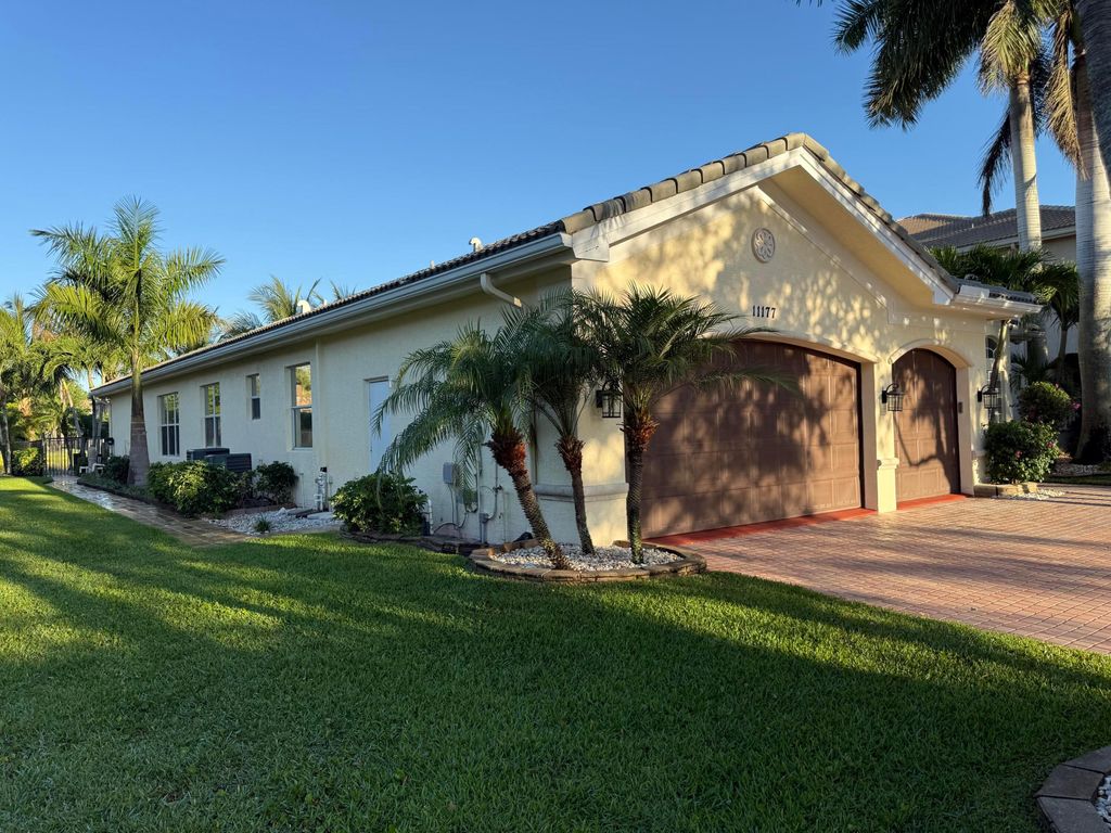 Photo of 11177 Brandywine Lake Way #N/a, Boynton Beach, FL 33473 (MLS # B26030125)