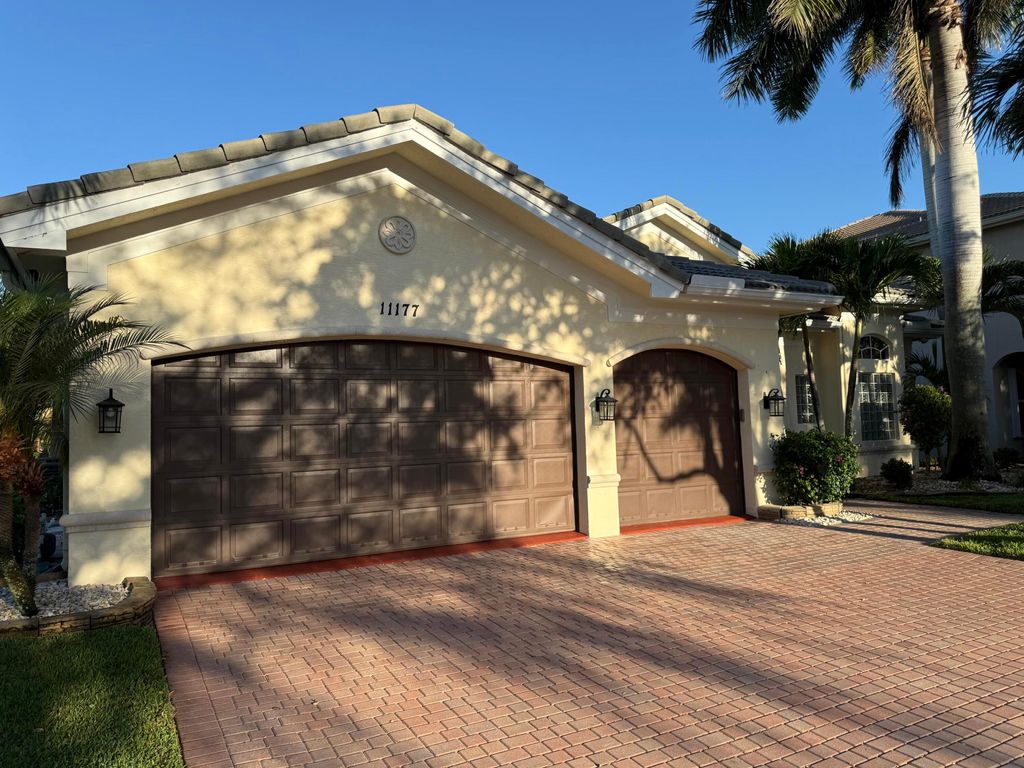 Photo of 11177 Brandywine Lake Way #N/a, Boynton Beach, FL 33473 (MLS # B26030125)