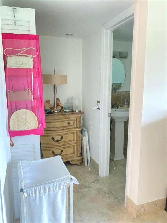 Hillcrest - Residential