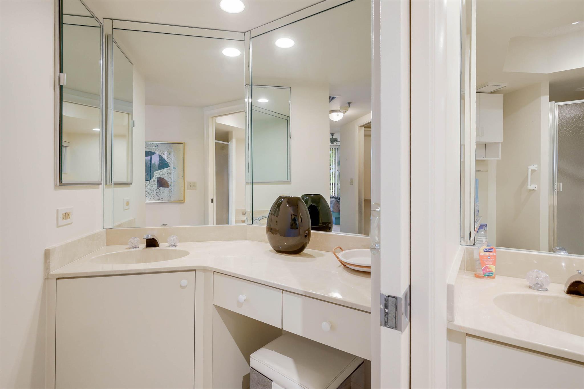 FOUNTAINS SOUTH CONDO 3B - Residential Lease