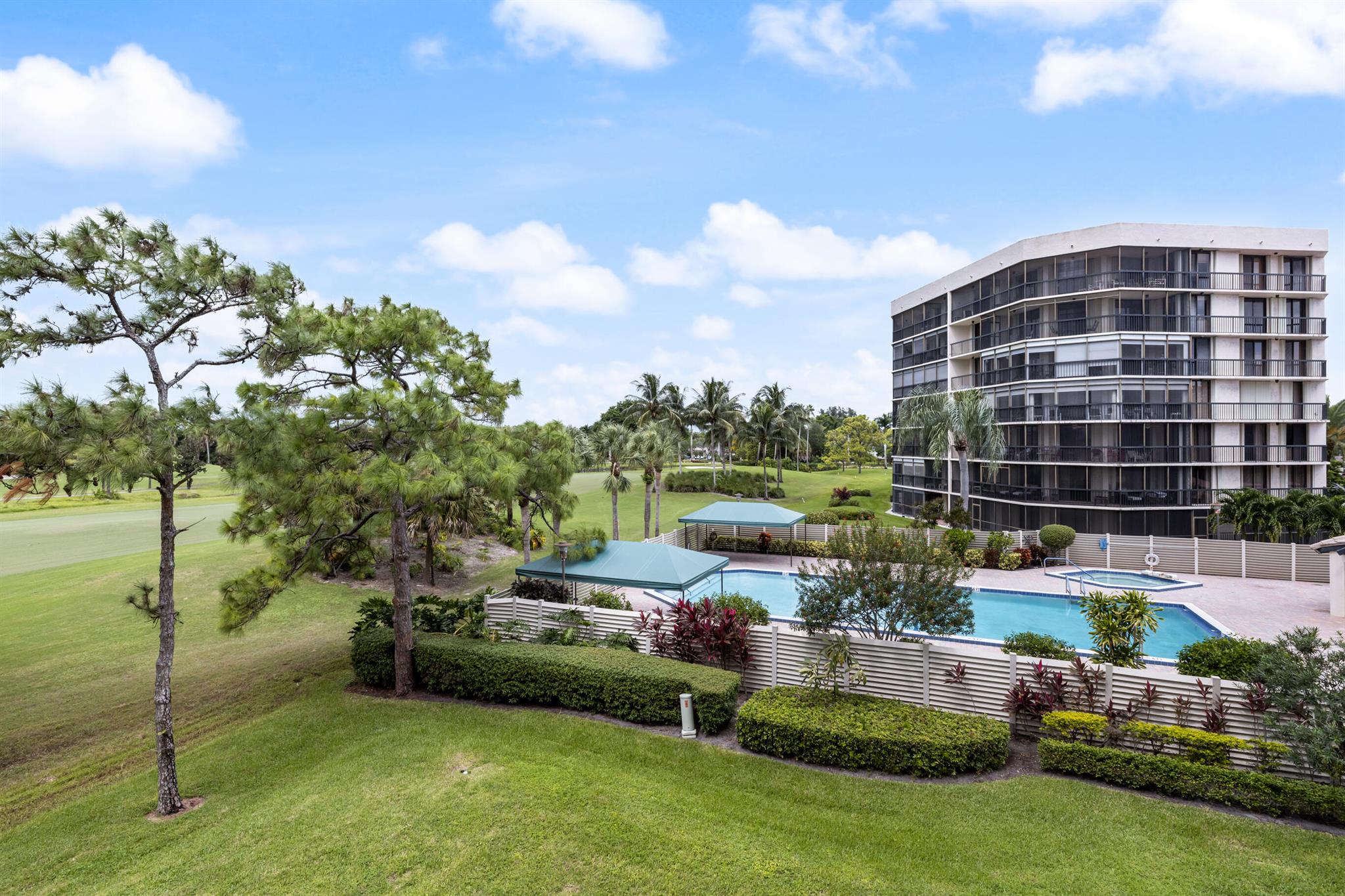 FOUNTAINS SOUTH CONDO 3B - Residential Lease
