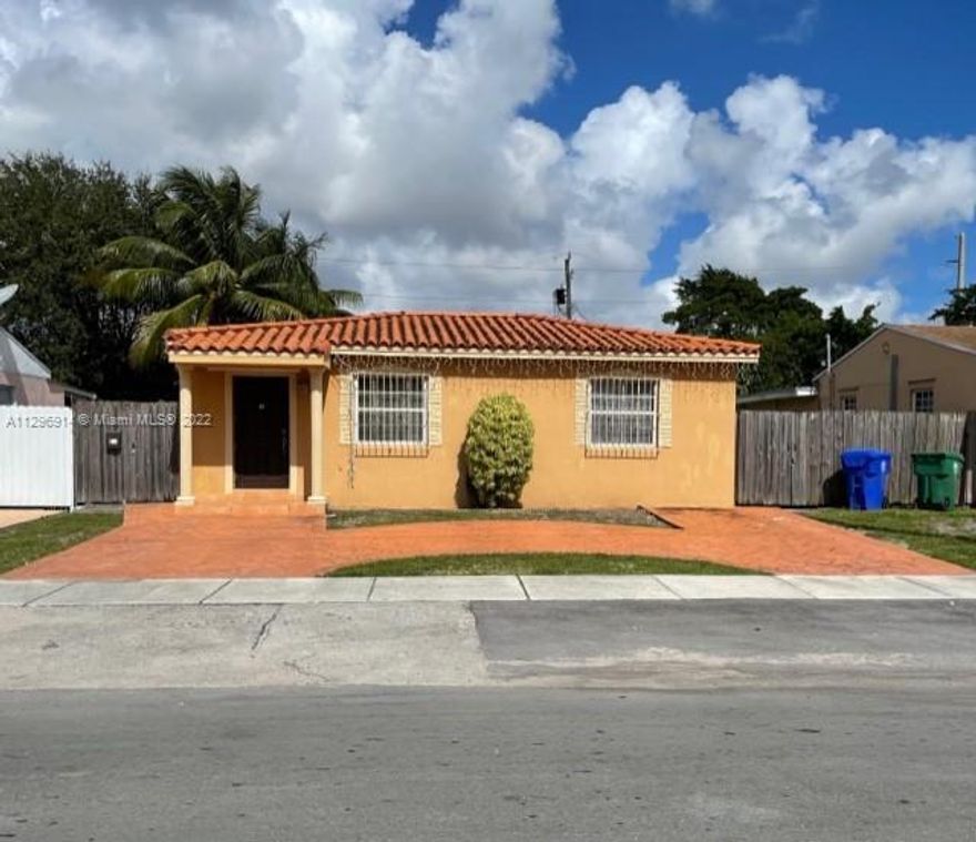 Beautiful Home for rent in the heart of Miami. This home has 4 bedrooms and 3 baths and has been updated with stainless steel appliances, updated bathrooms and a big backyard. Located minutes away from the airport,Coral Gables and Miami Beach. This home won't last long! Call the listing agent with any questions and for showing instructions.