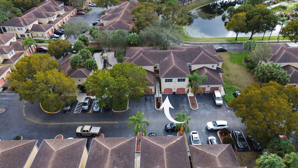 AVENTINE AT MIRAMAR CONDO - Residential Lease