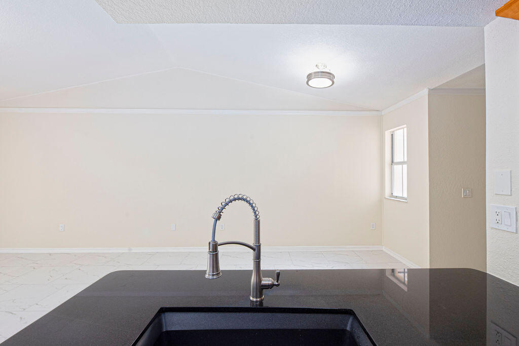 AVENTINE AT MIRAMAR CONDO - Residential Lease