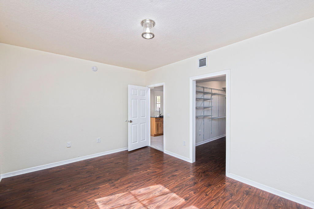 AVENTINE AT MIRAMAR CONDO - Residential Lease