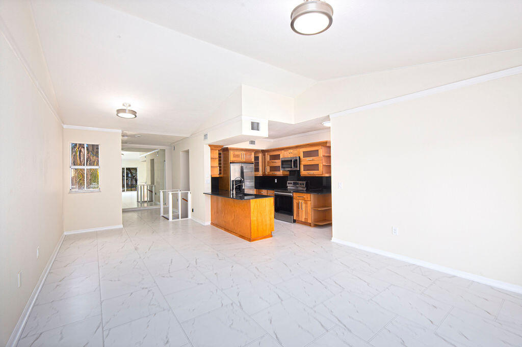 AVENTINE AT MIRAMAR CONDO - Residential Lease