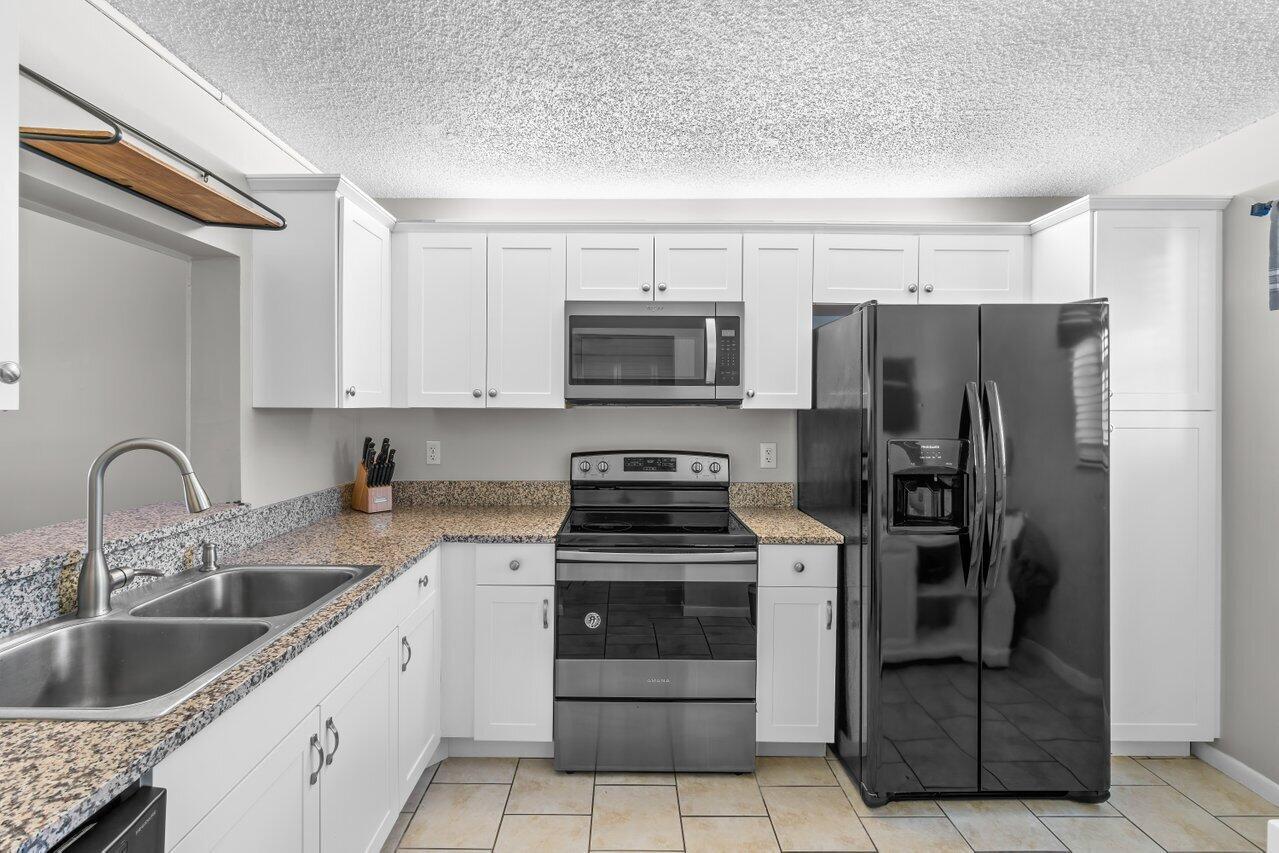 Sabal Pine South Condomin - Residential Lease