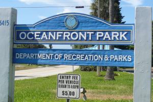 VILLAGE ROYALE GREENHILL CONDO - Residential