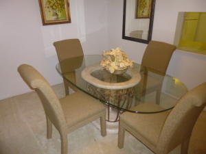 VILLAGE ROYALE GREENHILL CONDO - Residential