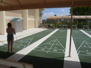 VILLAGE ROYALE GREENHILL CONDO - Residential