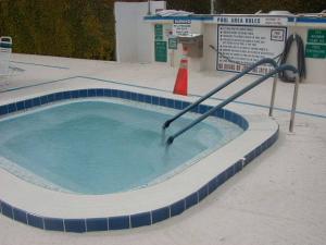 VILLAGE ROYALE GREENHILL CONDO - Residential