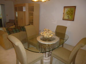 VILLAGE ROYALE GREENHILL CONDO - Residential