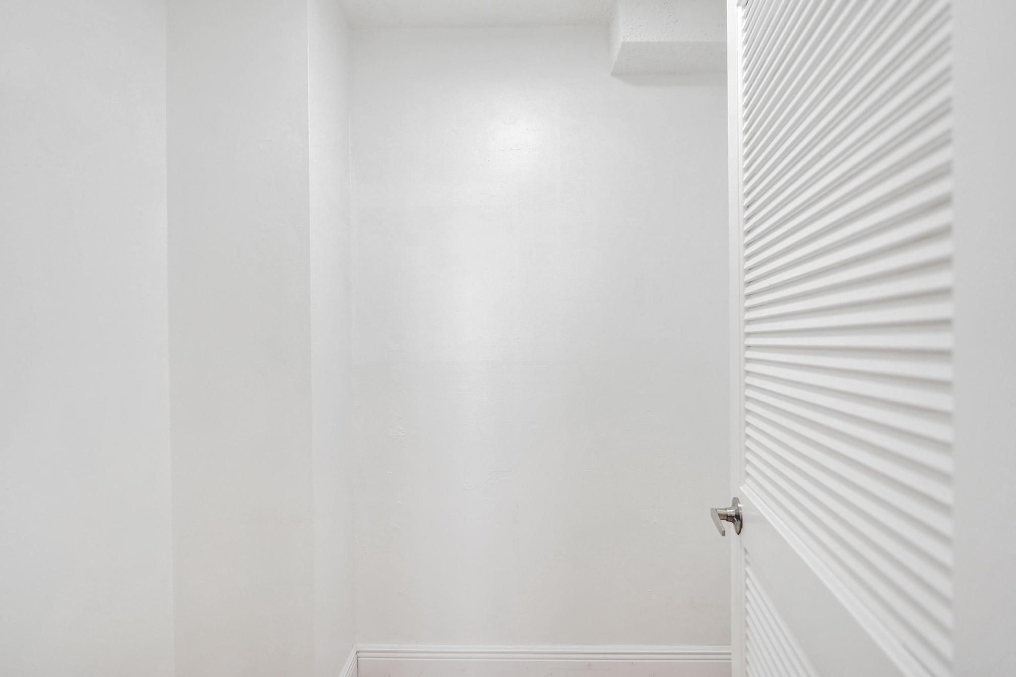 Ambassadors 01 Condo Sout - Residential