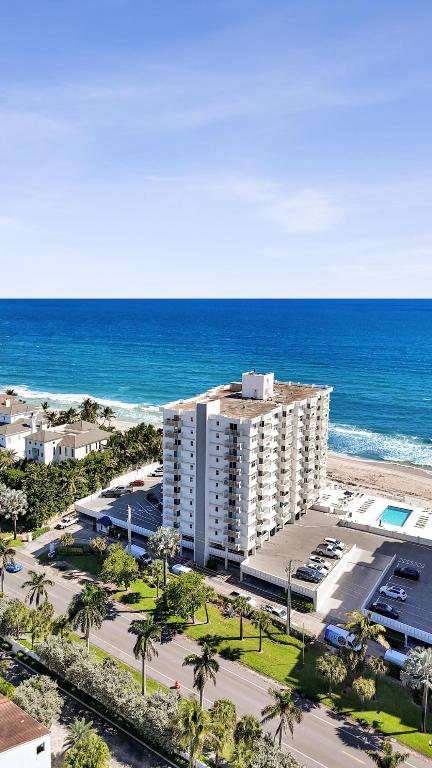 4505 S Ocean Boulevard 107