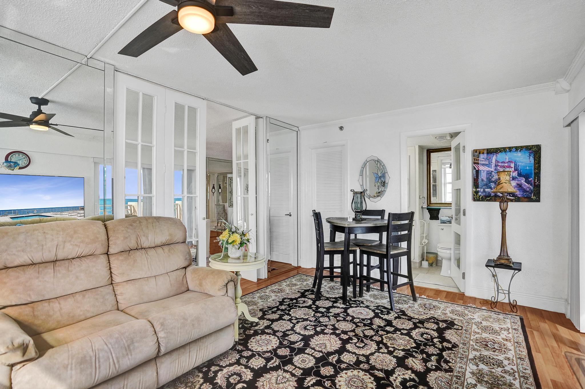 Ambassadors 01 Condo Sout - Residential