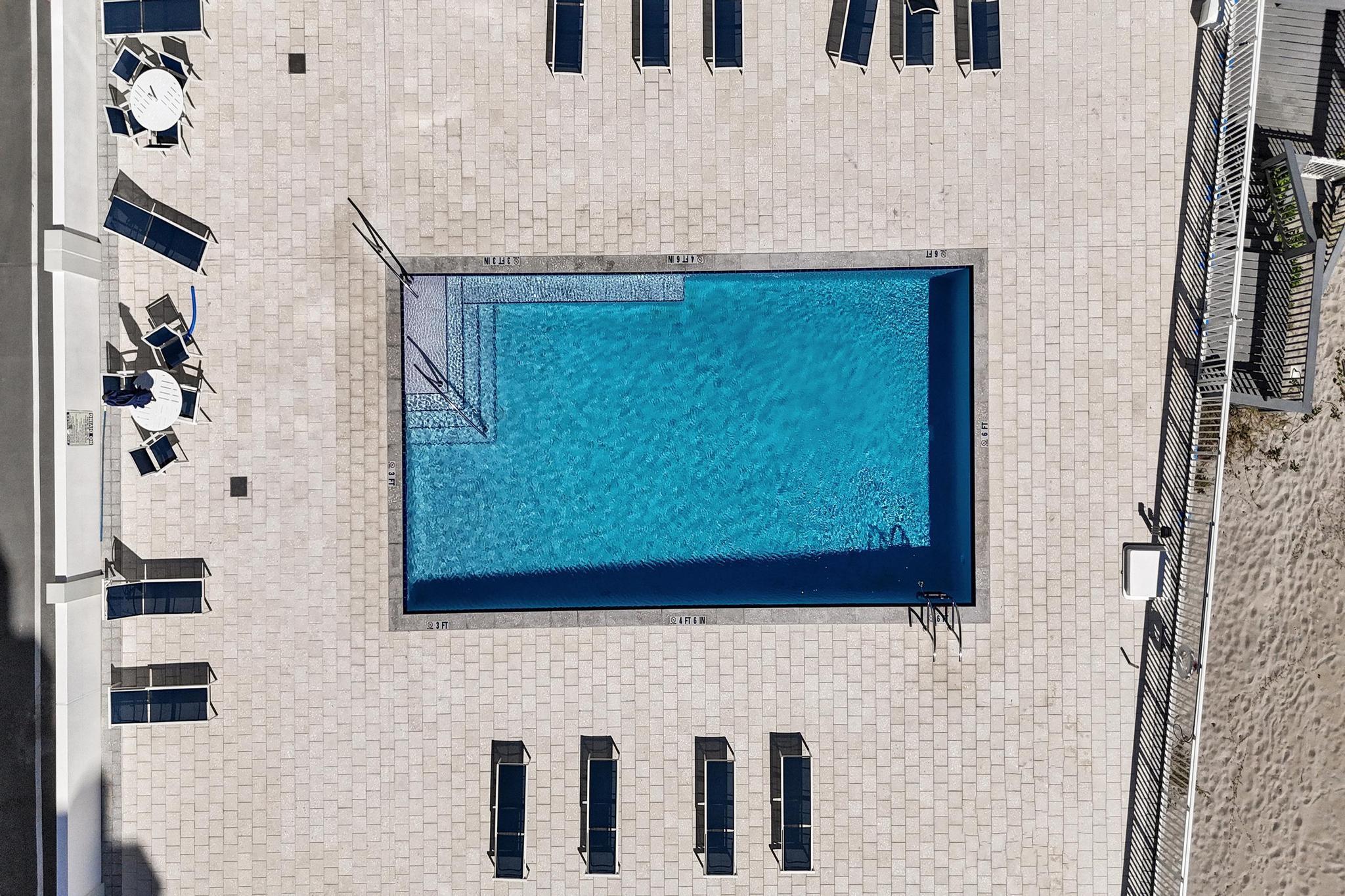 Ambassadors 01 Condo Sout - Residential