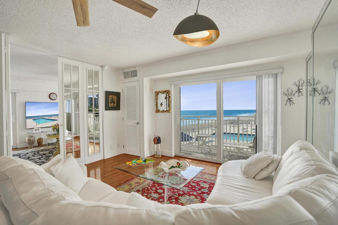 45 OCEAN CONDO - Residential