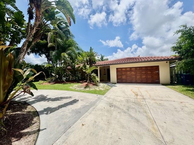 CORAL SPRINGS LAKES - Residential Lease