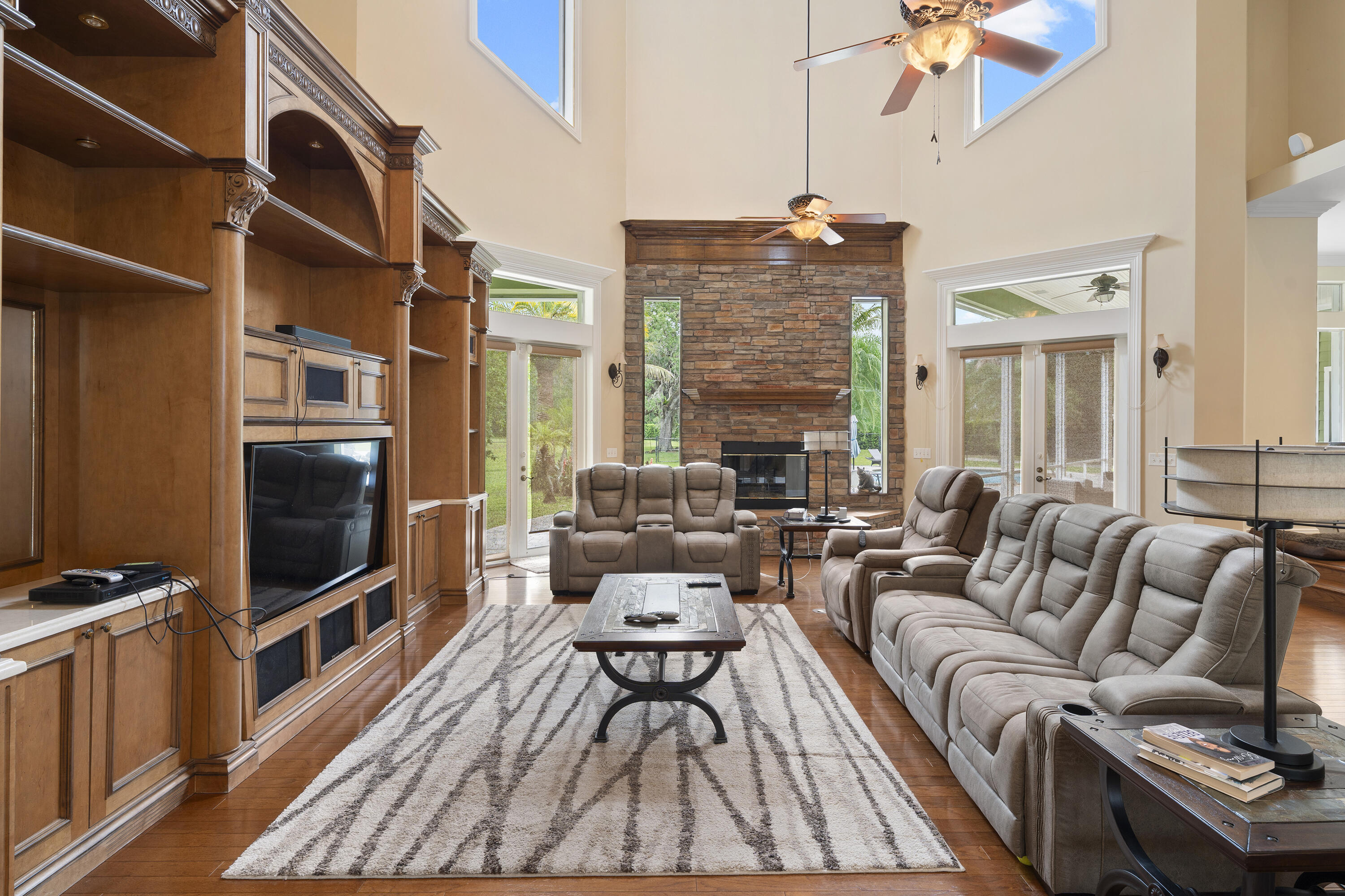 HICKS ESTATES - Residential