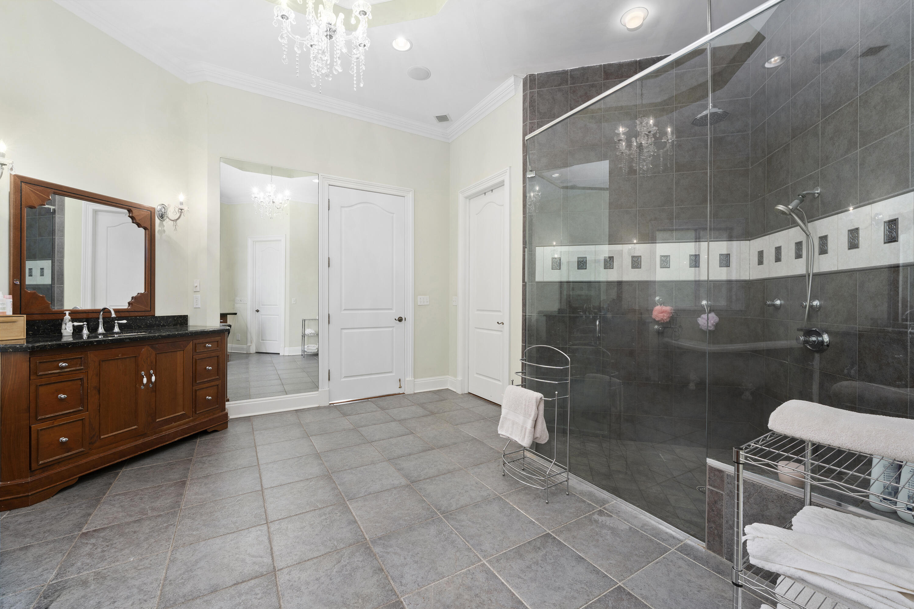 HICKS ESTATES - Residential