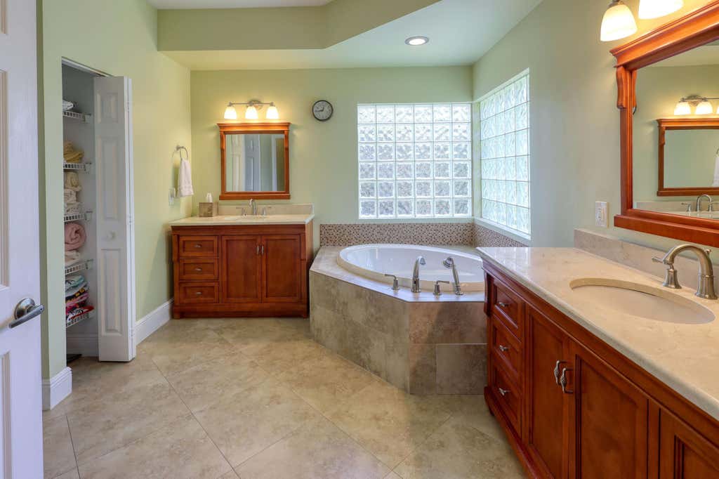 Photo of 10303 NW 54th Place, Coral Springs, FL 33076 (MLS # B26058264)