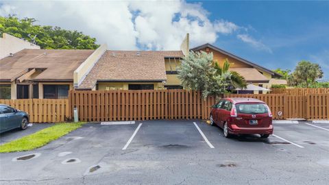 3706 NW 77th Ave 3706 Hollywood FL 33024