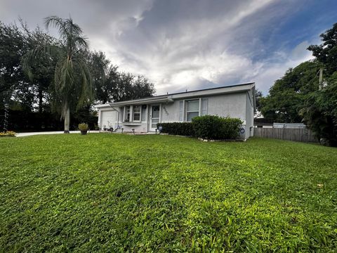 A home in Lake Worth